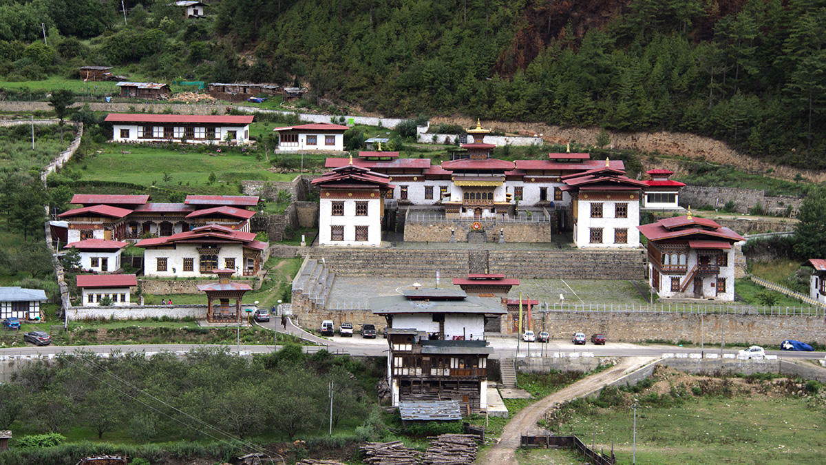Lhakhang Karpo